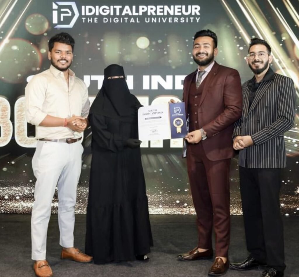 Umayya Tabassum: 21 Year Old Housewife from Telangana Earns ₹24 Lakh Online